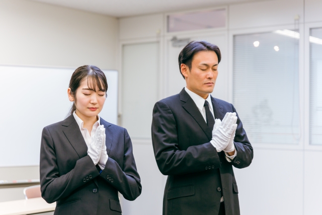 葬儀社を選ぶときの比較ポイント